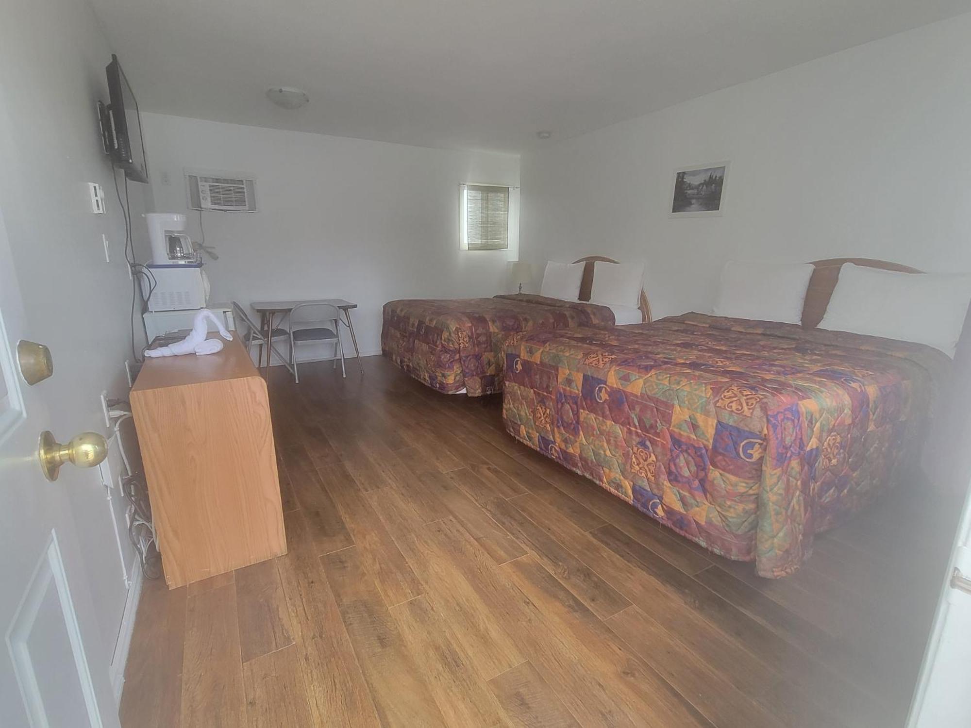 Elks Motel Keremeos Екстериор снимка